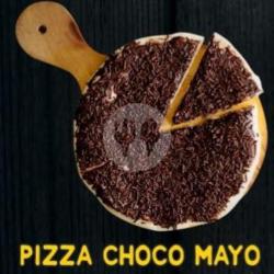 Pizza Choco Mayo Meses