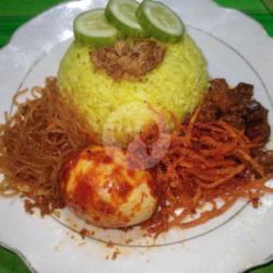 Nasi Kuning Telur Balado, Bihun   Orek Tempe   Kentang Mustofa