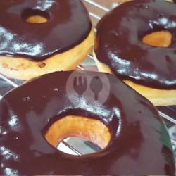 Donat Kentang Coklat