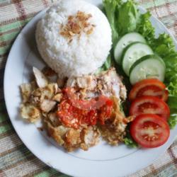 Nasi Ayam Goreng Geprek