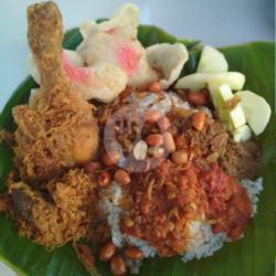 Nasi Gurih Ayam Goreng