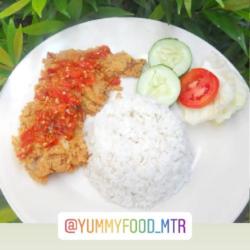 Ayam Geprek Sayap/paha Bawah   Nasi   Es Teh
