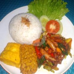 Paket Nasi Tumis Cumi Asin