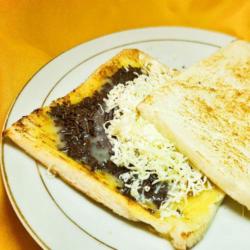 Roti Chocolate Cheese Toast