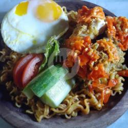 Mie Goreng Ayam   Telor Geprek Hype