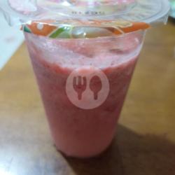 Jus Strawberry Segar