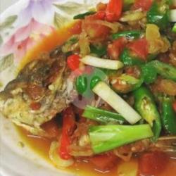 Ikan Nila Tumis Cabai Hijau   Nasi