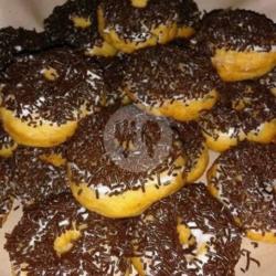 Donat Meses Coklat