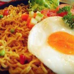 Indomie Goreng Telor