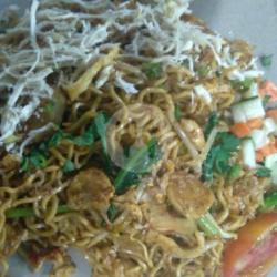 Mie Goreng..topping Ayam Suwir Boleh Request Level Pedasnya