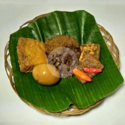 Gudeg Tahu Telur