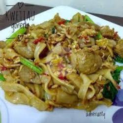 Kwetio Goreng Ayam Baso