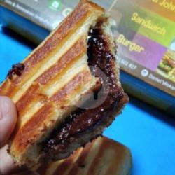 Roti Bakar Tiramisu Campur Coklat