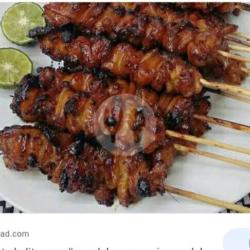 Sate Kulit Bumbu Kacang