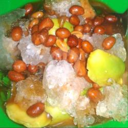 Es Campur Kacang Tanah Susu