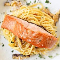 Grill Salmon 50gr   Creamy Spaghetti