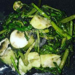 Lontong Petis Kangkung