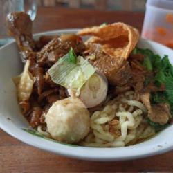 Mie Balungan Komplit