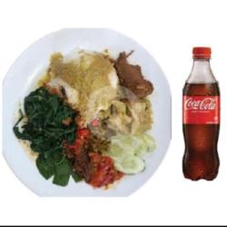 Nasi Padang Daging Rendang Populer    Coca-cola