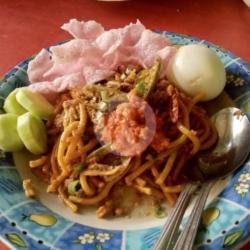 Mie Gomak   Telur