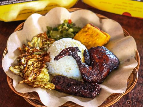 Ayam Jogja Setrasari, Surya Sumantri