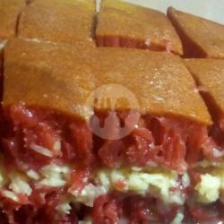 Martabak Red Velvet Keju Susu