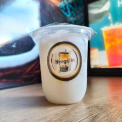 Grass Jelly Fresh Milk