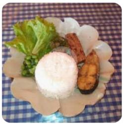 Nasi Ikan Patin Goreng Smbl Geprek