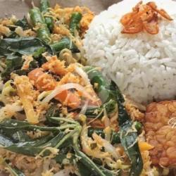 Nasi Urap Tempe