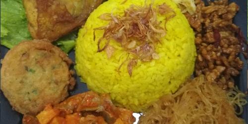 Nasi Kuning Garuda 3, Pancoran Mas