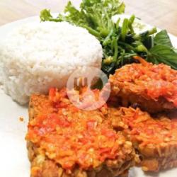 Nasi Tempe Geprek Sambel Mercon