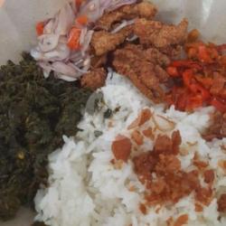 Nasi Pedas Ayam Kriuk