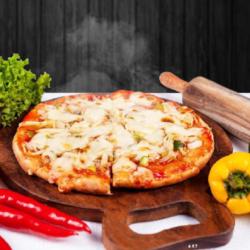 Chiken Sosis Pizza Medium