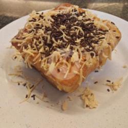 Roti Bakar Ovomaltine Coklat Keju