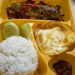 Nasi Ikan Cuek Sambal Dabu-dabu