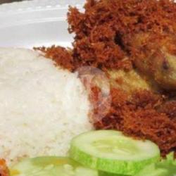 Nasi Ati Ampela Goreng Serundeng