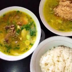 Soto Ayam Plus Nasi