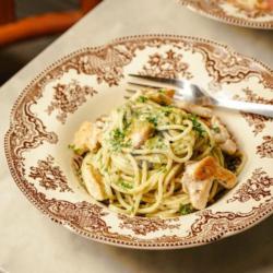 Chicken Creamy Pesto Spaghetti