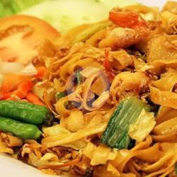 Kwetiau Goreng Special