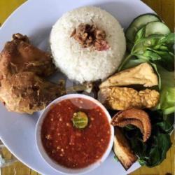 Paket Nasi Tempong Ayam Bakar