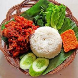 Paket Nasi Ayam Sambal Balado Tahu