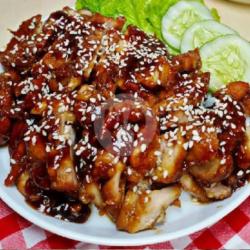 Donburi Tori B (chicken Toriyaki Brown Sauce   1 Medama Yaki   Salad)