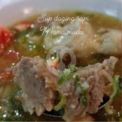 Sop Daging Sapi Mama Muda