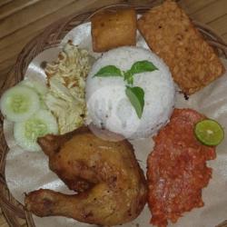 Paket Nasi Ayam Sambel Limau