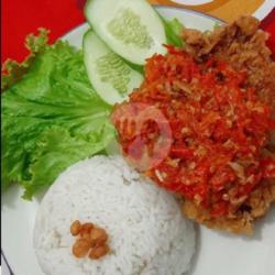 Ayam Gemprek