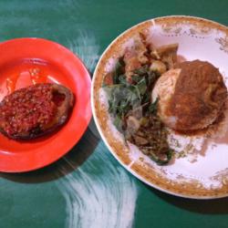 Nasi Ikan Tongkol Balado