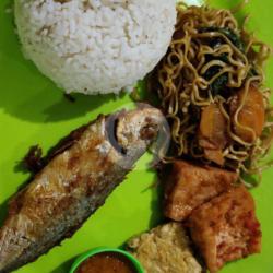 Nasi Campur Ikan Merah Goreng Tepung