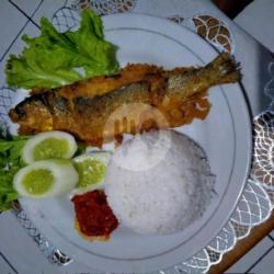 Paket Nasi Bandeng Presto