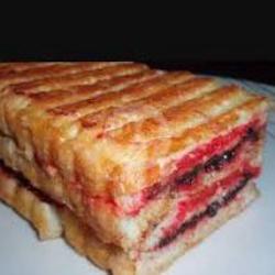 Roti Bakar Strawberry   Blueberry