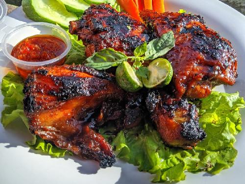 Ayam Bakar Dan Goreng - Azzana Kitchen, Citamiang